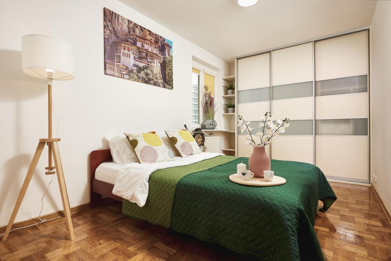 Lumina Spacious Apartment Near The Railway Station Warszawa Eksteriør billede