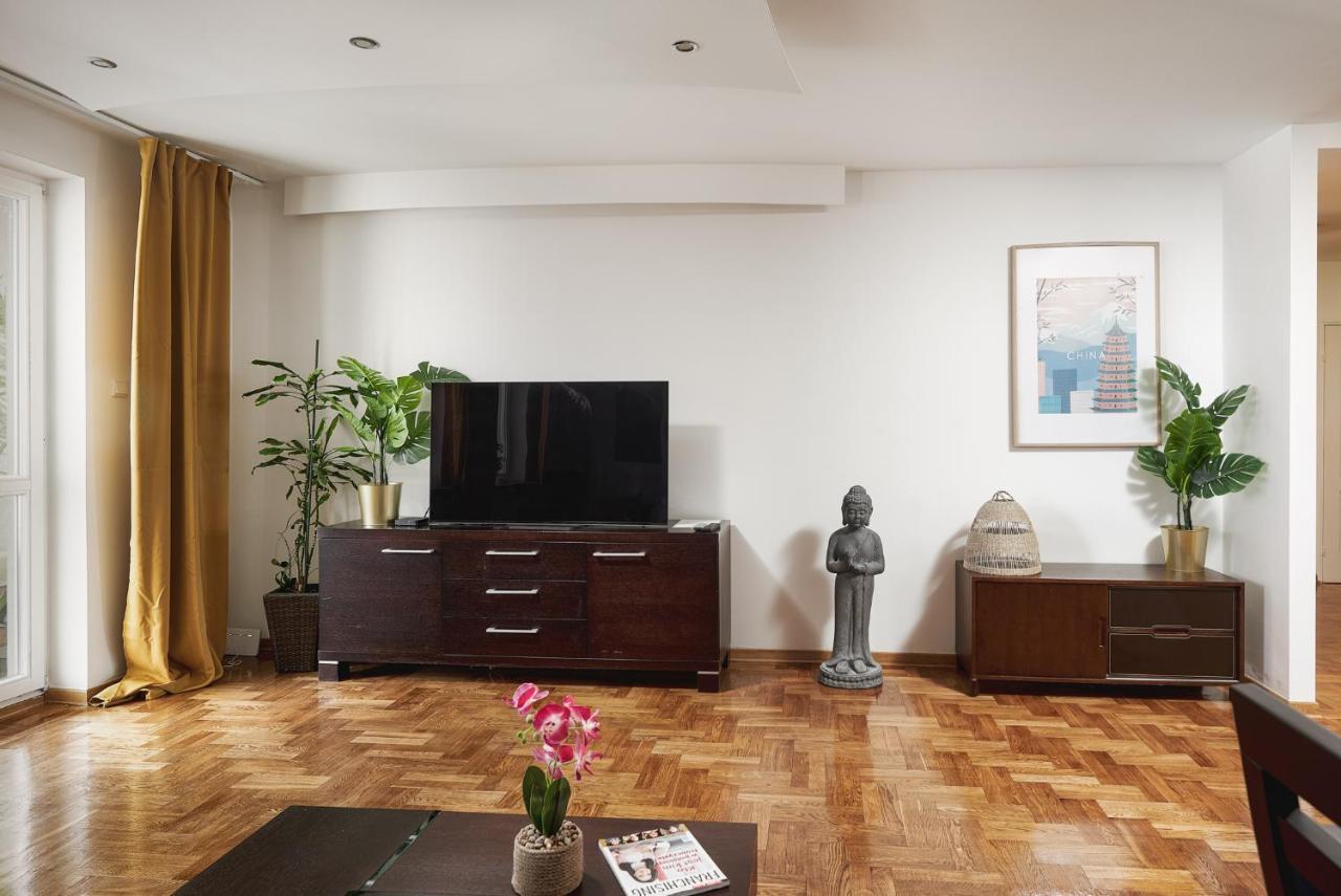 Lumina Spacious Apartment Near The Railway Station Warszawa Eksteriør billede